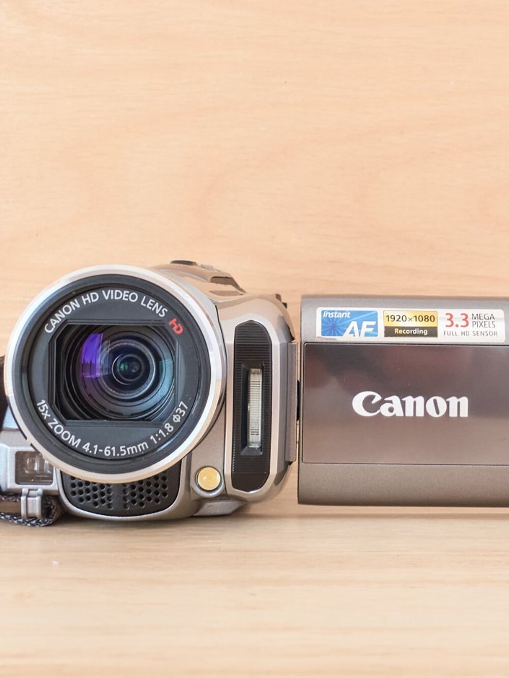Canon VIXIA HF M300 HD Camcorder 15x Zoom SD Card Flash Memory Silver Tested